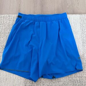 Surge Lined Short 6"
Poolside
Size M